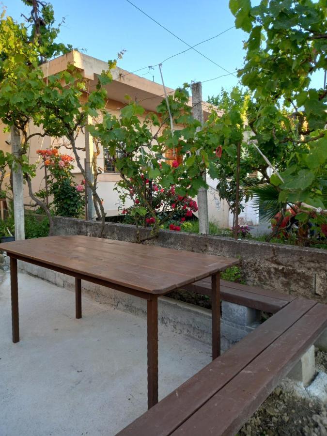 Villa Baka 14 Драч Екстериор снимка